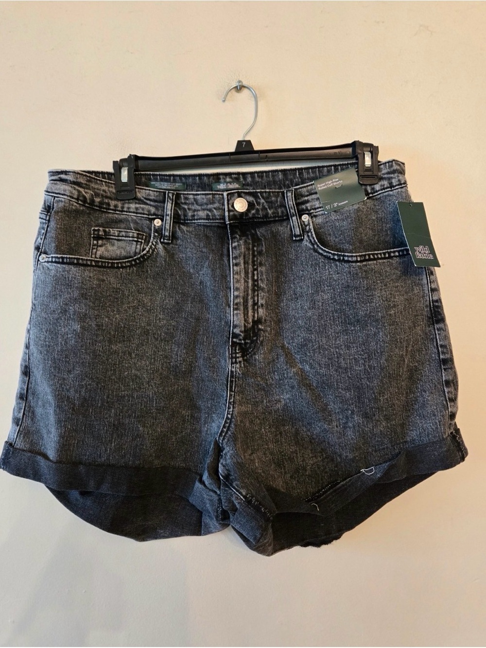 Wild fable black super high rise rolled cuff jean shorts size womens 17